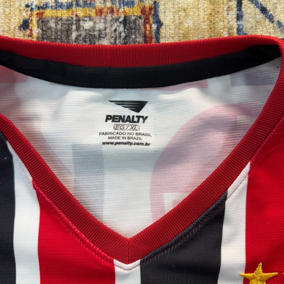 Vintage LG Classic vertical stripe jersey from the early 2000s. Size XL - Picture 3 of 6